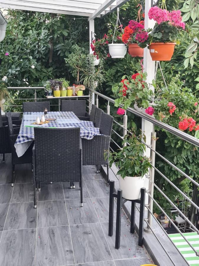 Cozy Room With A Beautiful Garden View เบานาทาล ภายนอก รูปภาพ